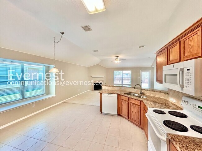 Foto del edificio - 11504 Aspen Creek Dr