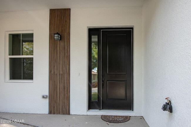 Foto del edificio - 618 N Duss St