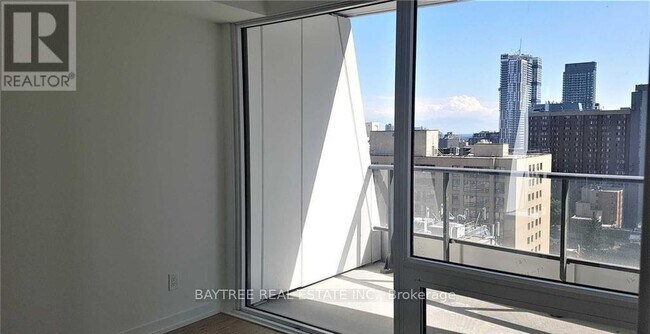 Photo du bâtiment - 85 Wood St