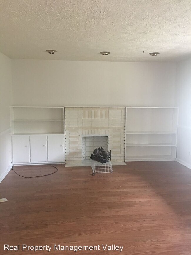 Foto del edificio - 3 br, 2 bath House - 5221 West Pea Ridge Road