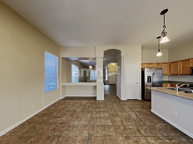 Foto del edificio - 15810 W Durango St