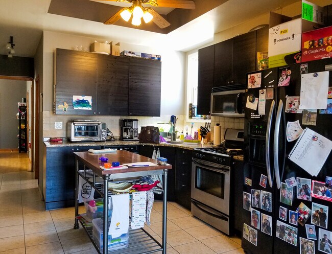 Foto del edificio - 1707 N Fairfield Ave