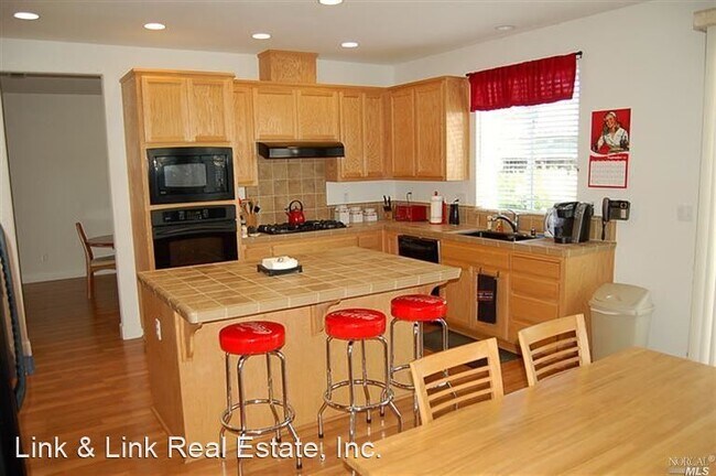 Foto del edificio - 5 br, 3 bath House - 412 Lani Court