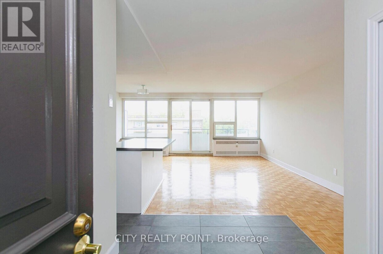 Photo principale - 10-210 Shallmar Blvd