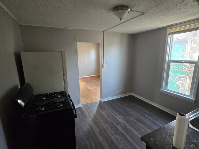 Foto del edificio - 3105 N Girard Ave