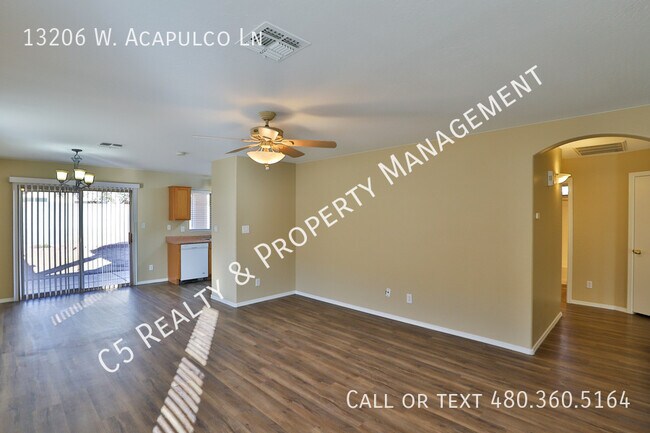 Building Photo - Adorable 3 Bedroom Surprise Home!
