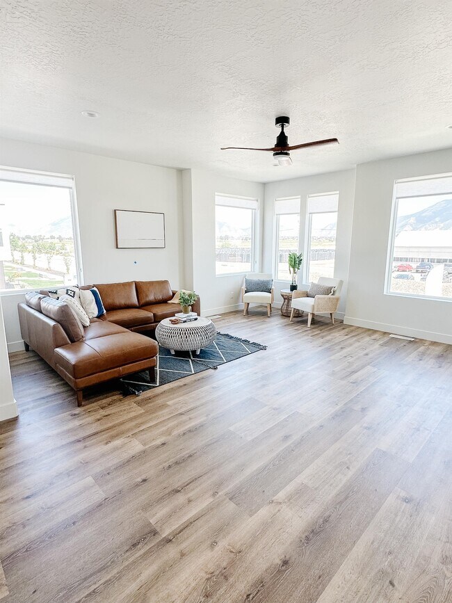 Foto del edificio - 1798 N 510 W