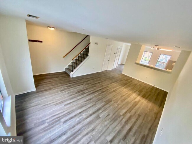 Foto del edificio - 1468 Nestlewood Ct