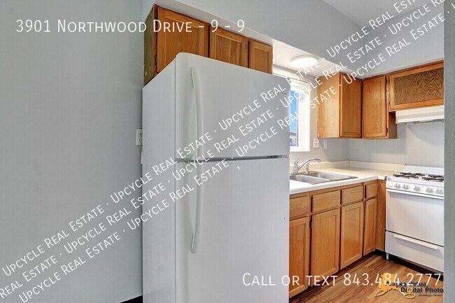 Foto del edificio - 3901 Northwood Dr