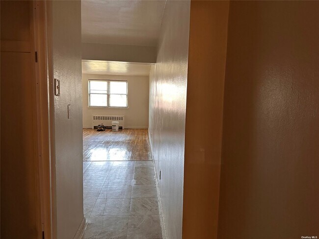 Foto del edificio - 120 Division Ave