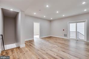 Foto del edificio - 1436 Parrish St
