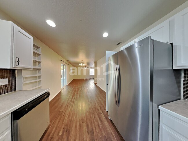 Foto del edificio - 372 W Wood Owl Dr