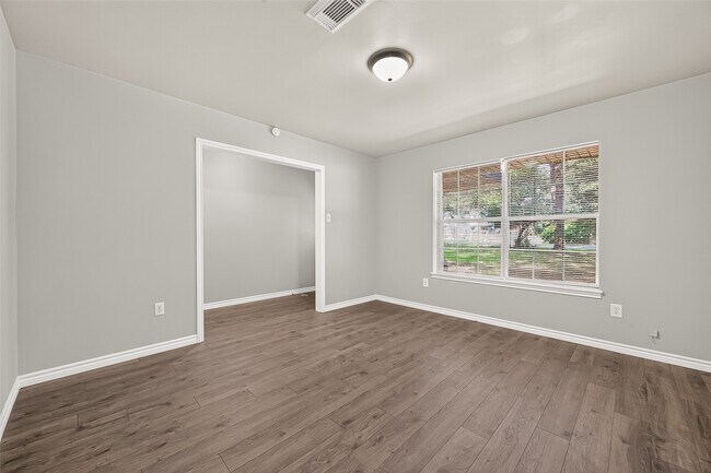 Foto del edificio - 611 Dogwood Trail