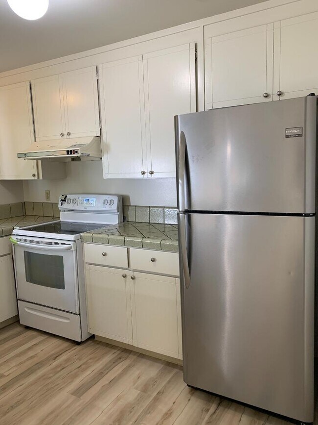 Building Photo - 1254 Valerian Ct