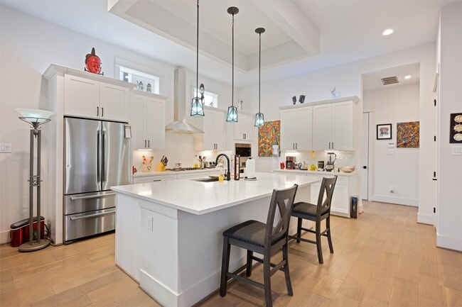 Building Photo - 1136 Adele St