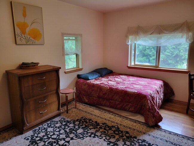 Foto del edificio - 1310 Oyster Creek Ln