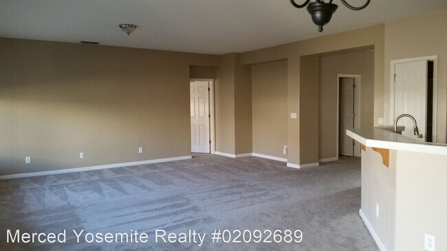 Foto del edificio - 3 br, 2 bath House - 3577 San Vincent Ave