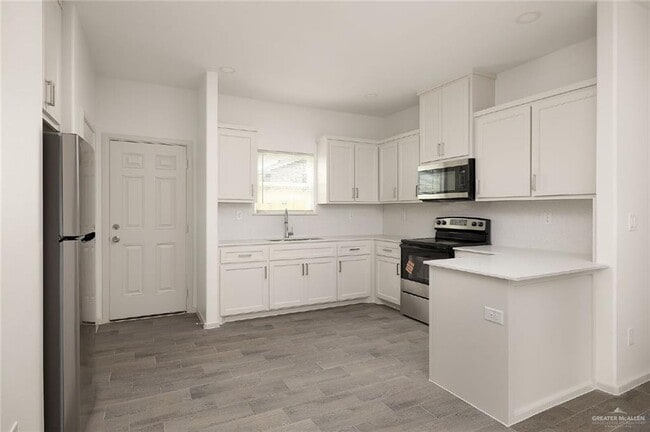 Building Photo - 2805 East Hayes Avenue