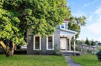 Building Photo - 2300 Sherman Ave