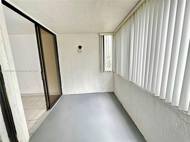 Building Photo - 8275 SW 152nd Ave