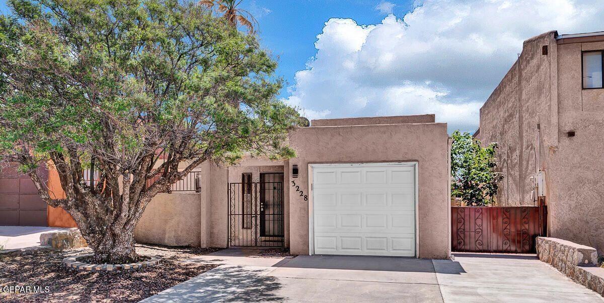 Primary Photo - 3288 Isla Banderas Way