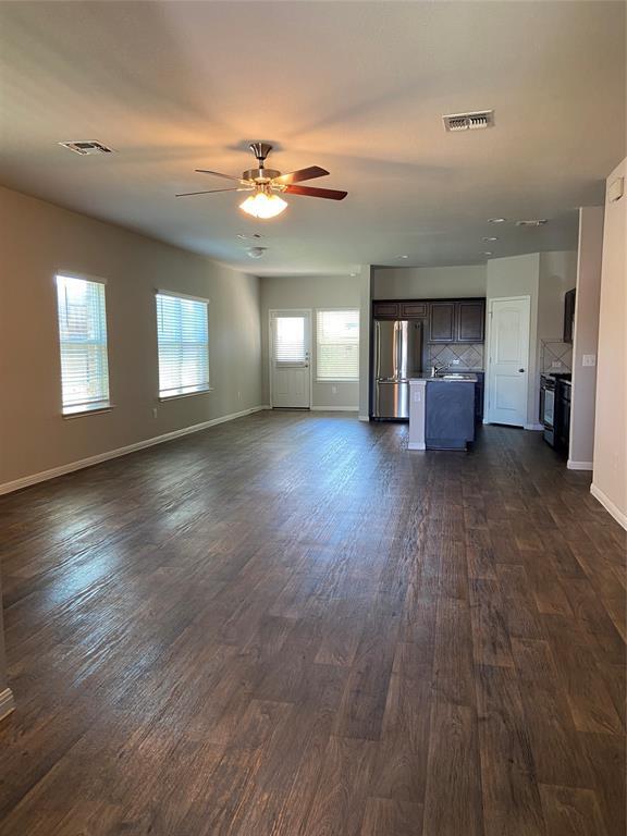 Foto del edificio - 2217 Baugh Rd