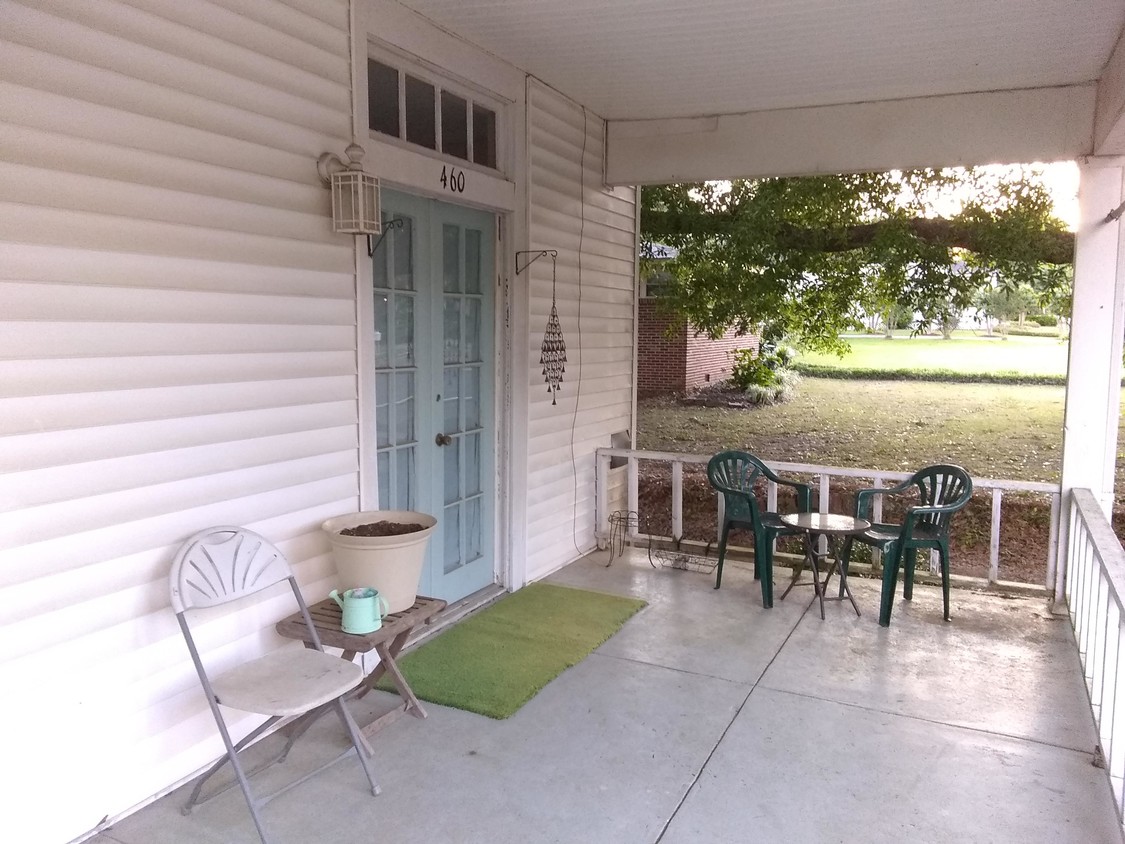 466 E Broad St Unit 466, Ozark, AL 36360 - Room for Rent in Ozark, AL ...