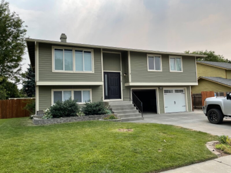 Primary Photo - 8115 W Grand Ronde Ave