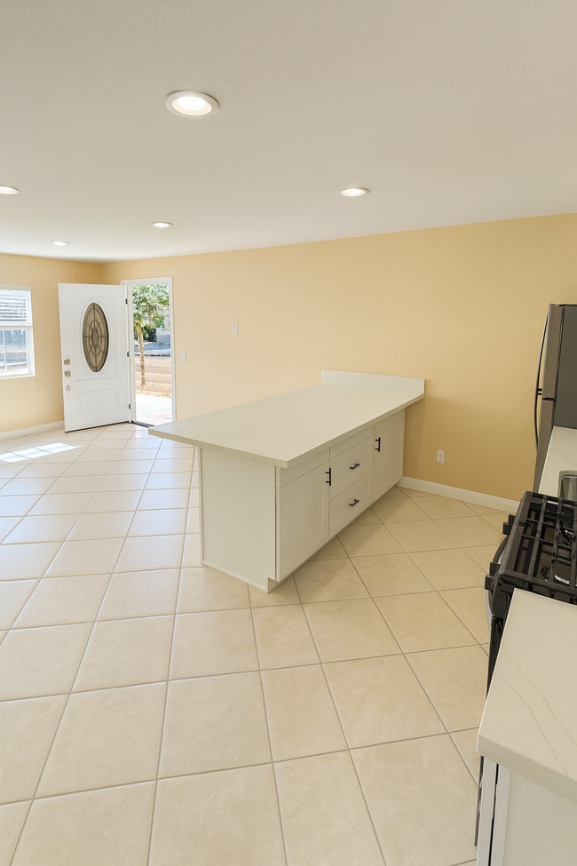 Foto del edificio - 1906 Stewart St