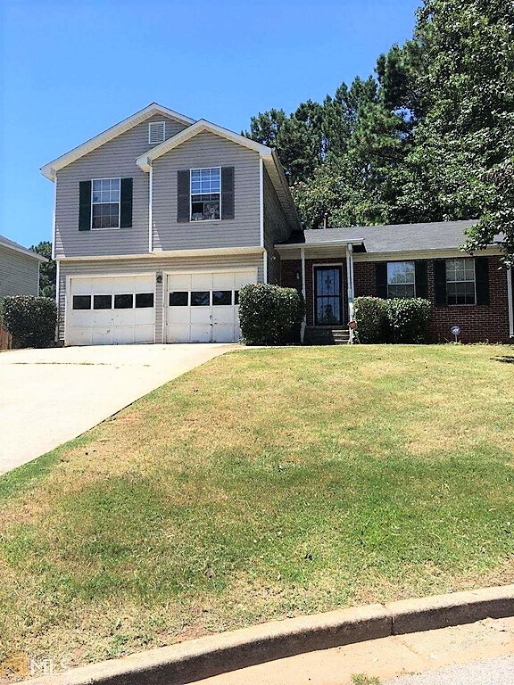 Foto principal - Great 3 Bedroom Located in Lithonia! Avail...