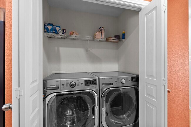 Foto del edificio - 1634 Grable Cove Ln