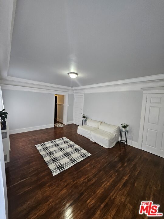 Building Photo - 2932 1/2 Normandie Ave
