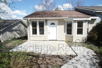 Building Photo - 2050 Countryhill Ln