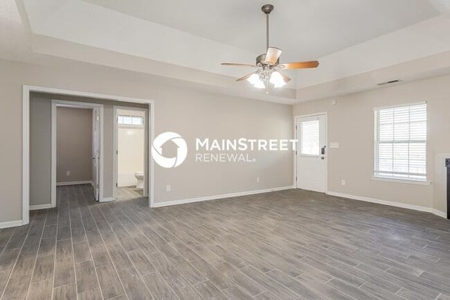 Building Photo - 3 Bedroom Pet-Friendly Home in CALERA, AL ...