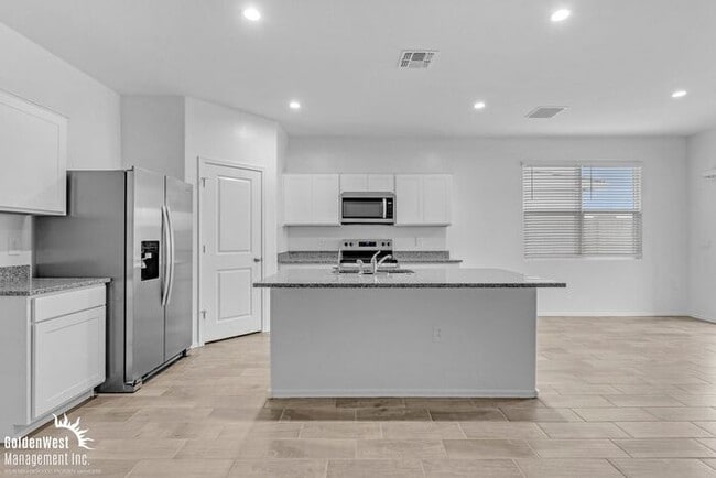 Foto del edificio - Beautiful 3Bdm 2Ba Home with Modern Updates in Coolidge!