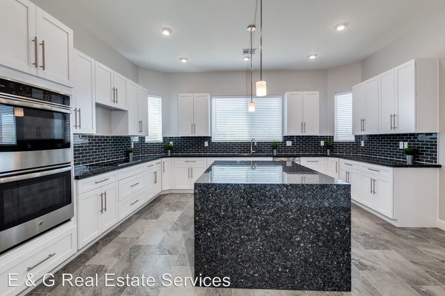 Building Photo - 4 br, 3 bath House - 1775 W Piedmont Rd