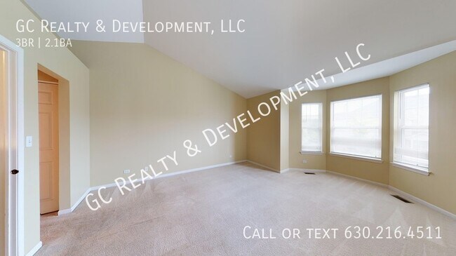 Building Photo - ***PINEHURST - VERNON HILLS TOWNHOME / 3BD...