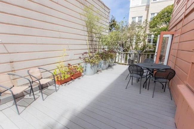 Building Photo - 1 bedroom in San Francisco CA 94117