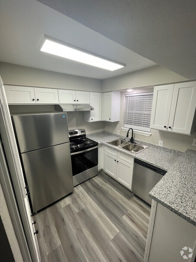 Best Luxury New Calder Place Apartments for Rent Beaumont, TX 28