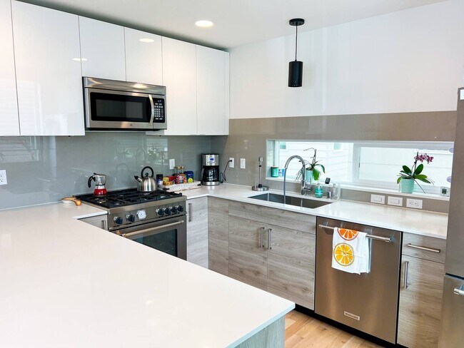 Building Photo - 2444 55th Ave SW