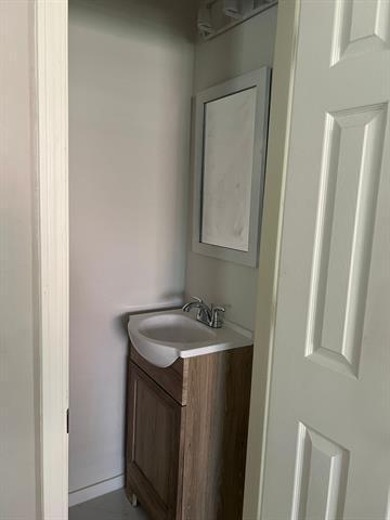 Foto del edificio - 5820 Chatham Ln