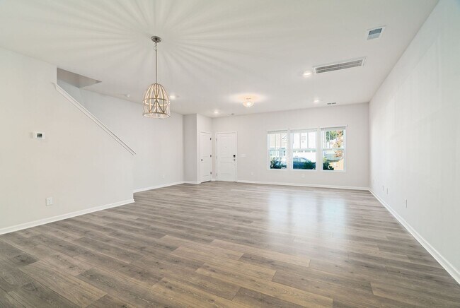 Foto del edificio - Modern Townhome in the Heart of Nexton