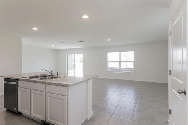 Foto del edificio - 476 Sunlit Coral St