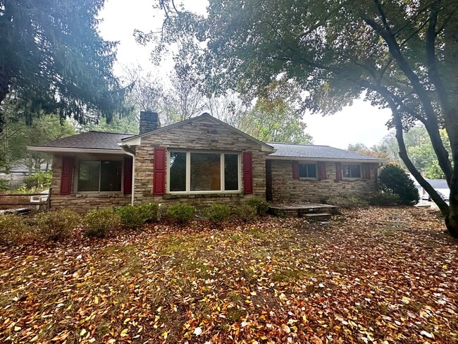 Building Photo - 1 High Acres Dr