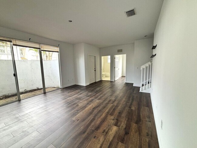 Foto del edificio - 15503 SW 40th St