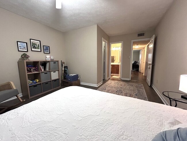 Building Photo - North Druid Hills Hidden Gem!  2 Bed - 2 Bath Near Emory, Available Late July!