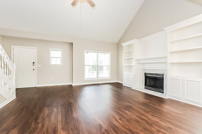 Foto del edificio - 2720 Windcrest Tr