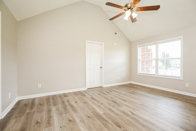 Foto del edificio - 7017 Steen Blvd