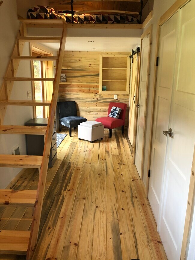 Foto del edificio - 24677 Big Valley Rd NE