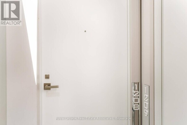 Building Photo - 30 Ordnance St